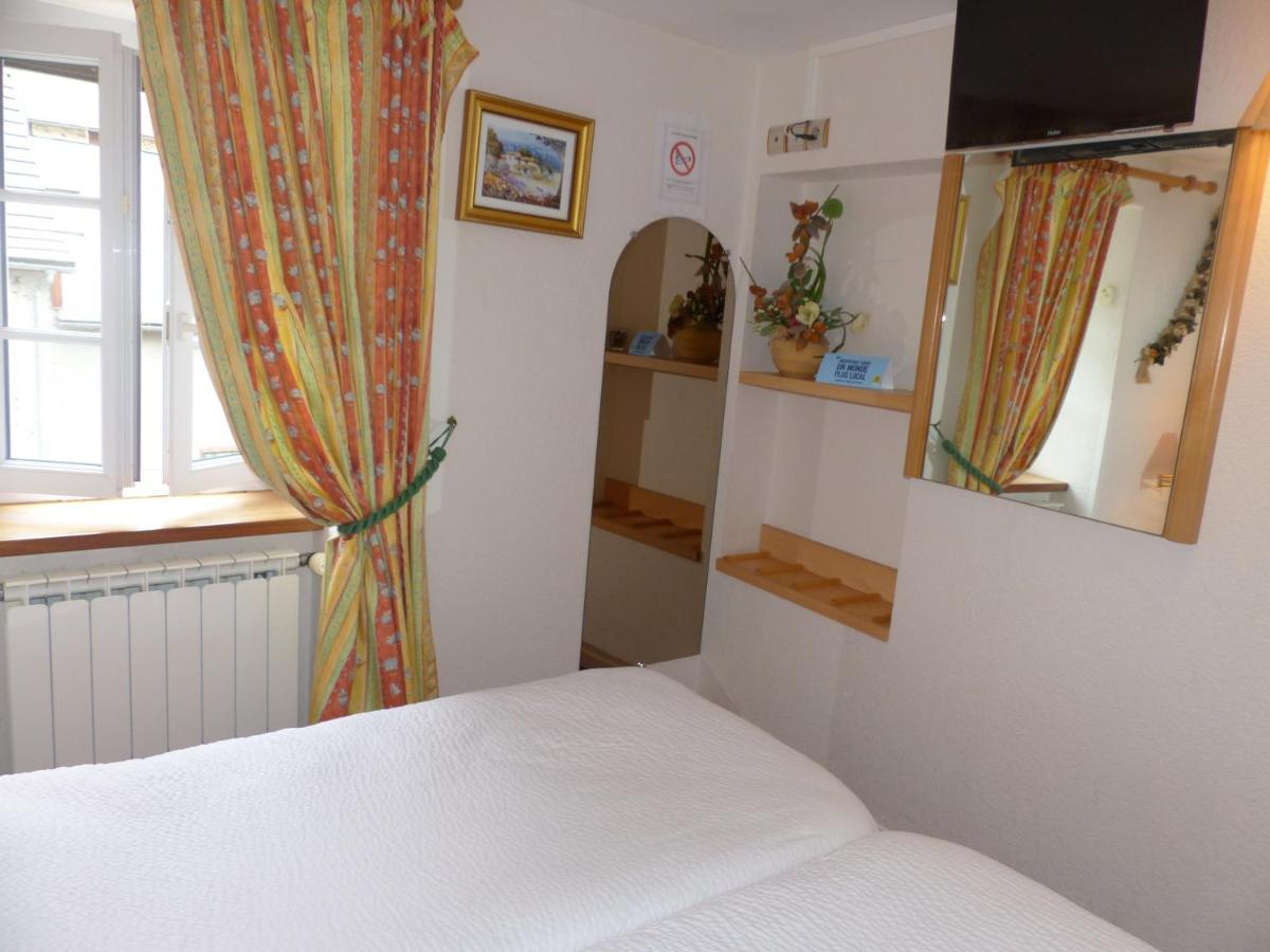 Hotel Logis Auberge De L'Isard Saint-Lary  Dış mekan fotoğraf