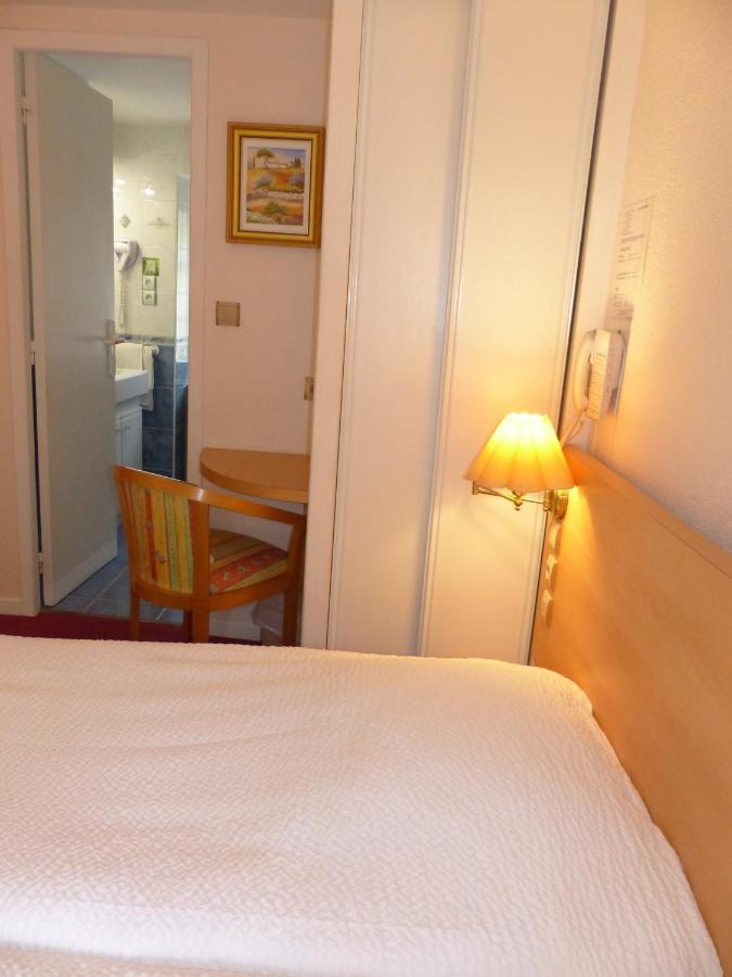 Hotel Logis Auberge De L'Isard Saint-Lary  Dış mekan fotoğraf