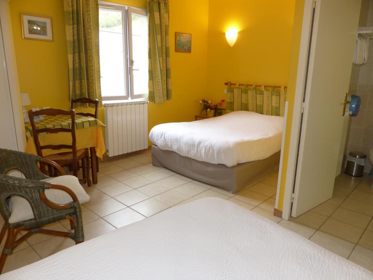 Hotel Logis Auberge De L'Isard Saint-Lary  Dış mekan fotoğraf