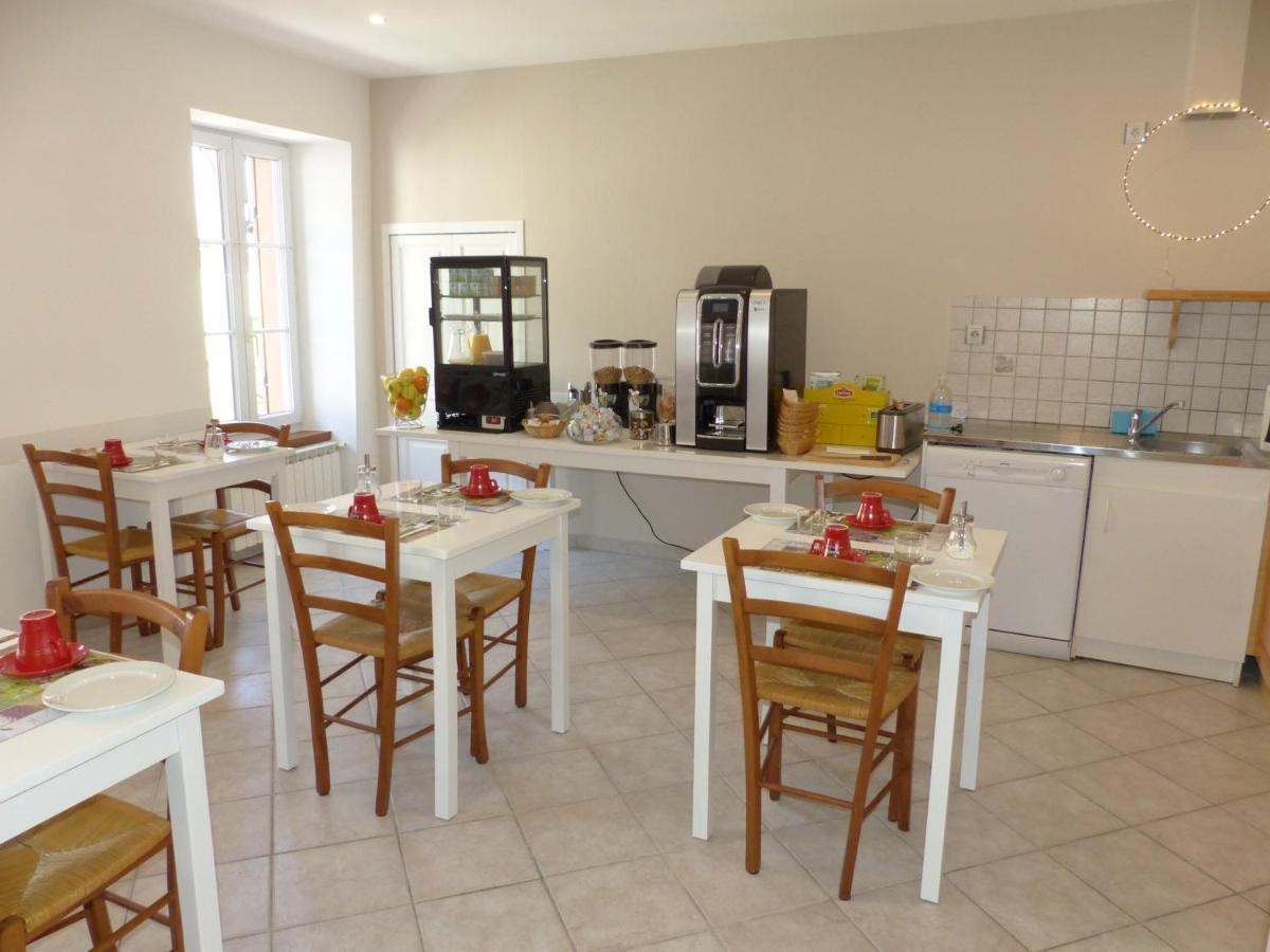 Hotel Logis Auberge De L'Isard Saint-Lary  Dış mekan fotoğraf