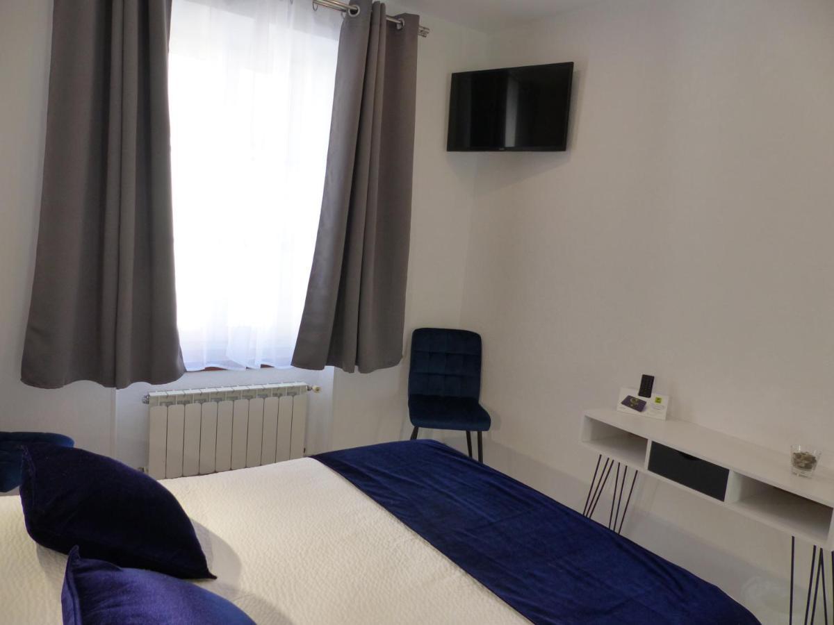 Hotel Logis Auberge De L'Isard Saint-Lary  Dış mekan fotoğraf