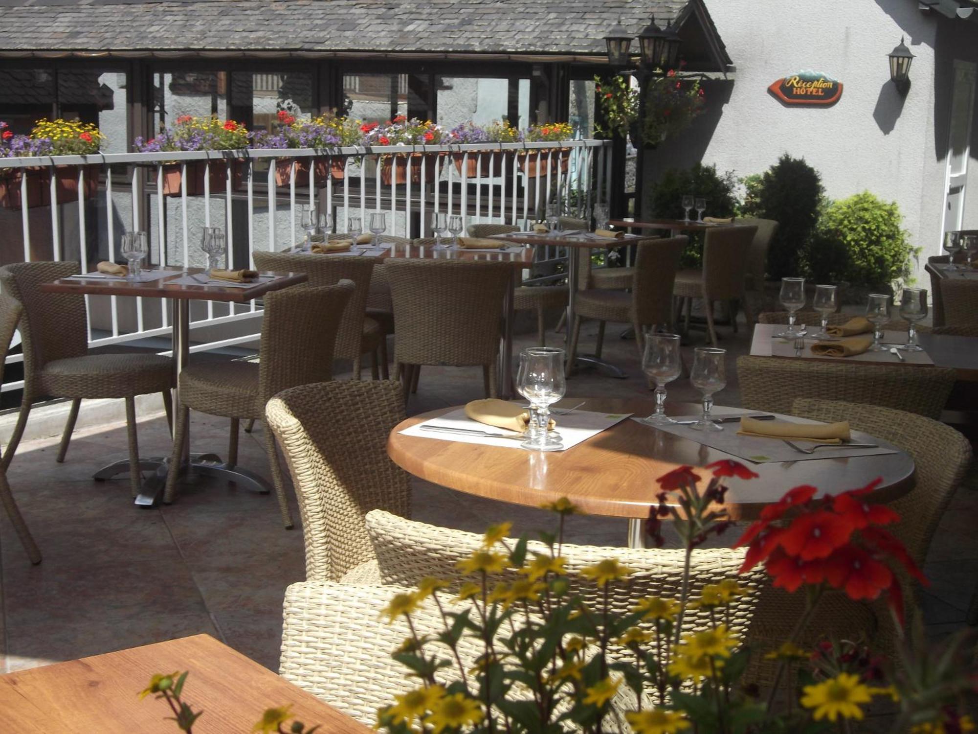 Hotel Logis Auberge De L'Isard Saint-Lary  Dış mekan fotoğraf